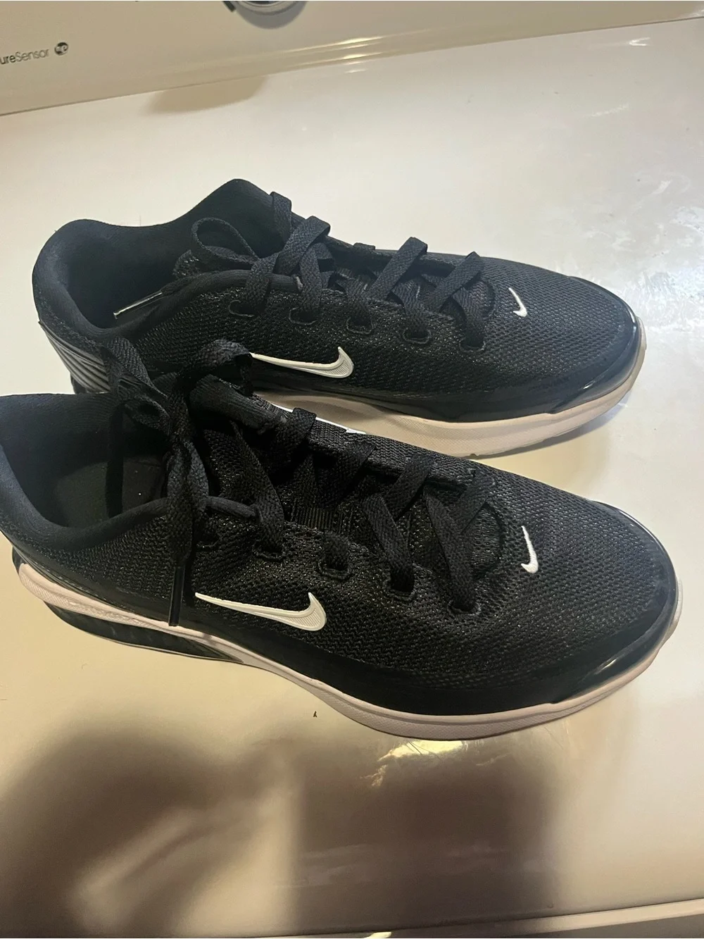 Nike Black and White Running Sneakers with Swoosh